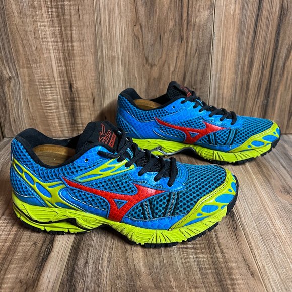 Mizuno Wave Ascend 7 Womens Running Shoes Blue Red Yellow Athletic Size 8.5 - Picture 2 of 8